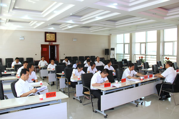 從嚴(yán)治黨正風(fēng)紀(jì) 砥礪奮進(jìn)謀發(fā)展 ——中共隴運集團公司第一次黨員代表大會勝利召開