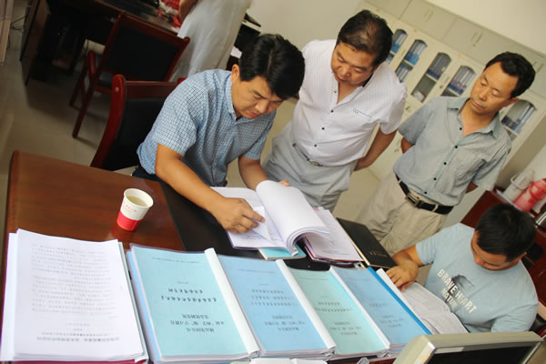 市交通運(yùn)輸局黨組書記、局長馬潤同志對隴運(yùn)集團(tuán)公司全面從嚴(yán)治黨及黨風(fēng)廉政建設(shè)進(jìn)行專題調(diào)研