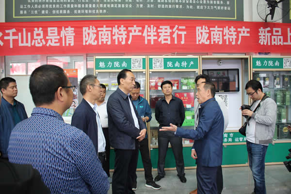 市安委辦主任、安監(jiān)局局長李永宏一行到隴運集團公司檢查指導(dǎo)工作