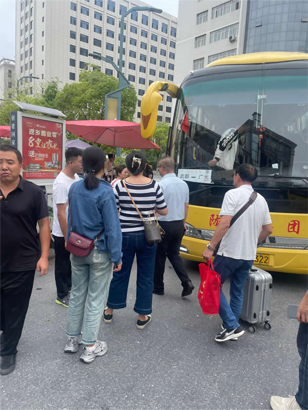 聞汛而動 主動作為 --隴運集團公司迅速行動全力做好防汛搶險和運輸保障工作