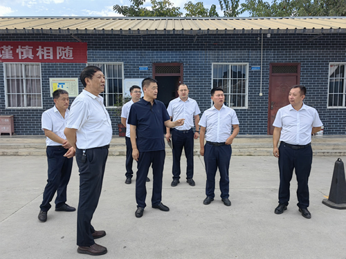 黨委書記、董事長張宏偉在成縣片單位開展工作調(diào)研